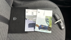 Peugeot 208 1.2 PureTech 100 Allure 5dr Petrol Hatchback